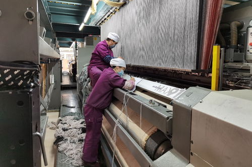 青海藏毯 经纬之间的千年传承